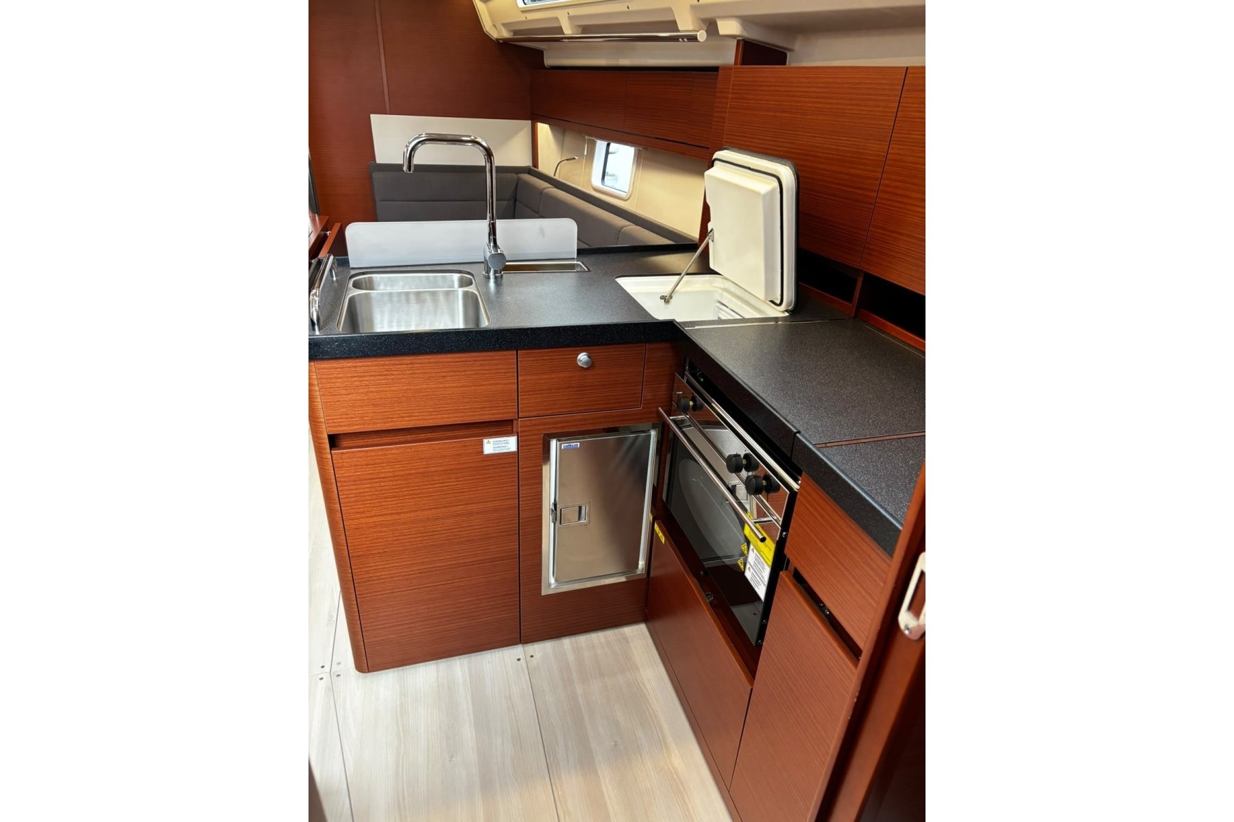 Slide 228059