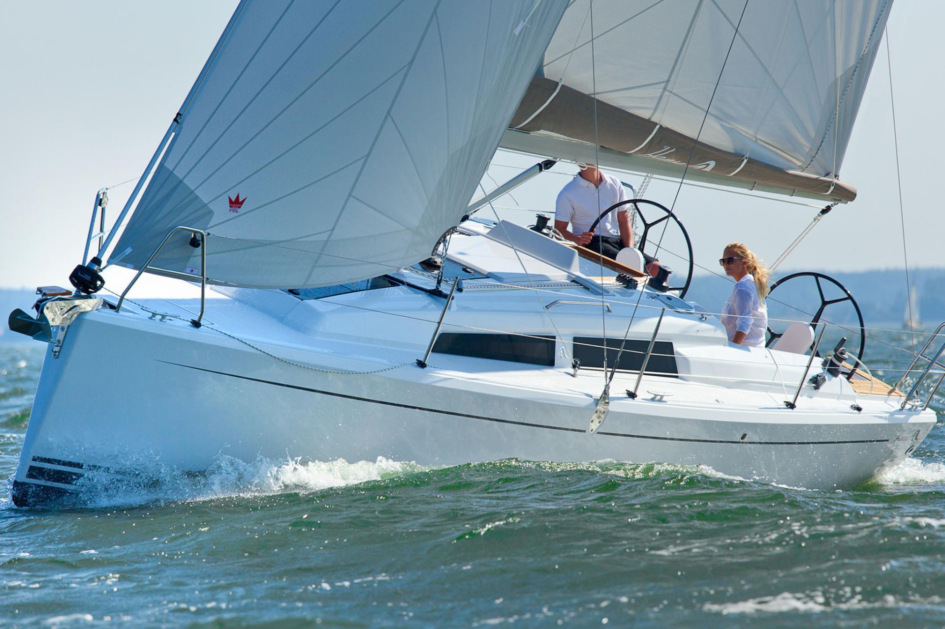 Hanse 315 HVG Ausstellungsschiff Verkauf in Bernau am Chiemsee im Yachtcentrum. Segeln in Kroatien auf der Adria.